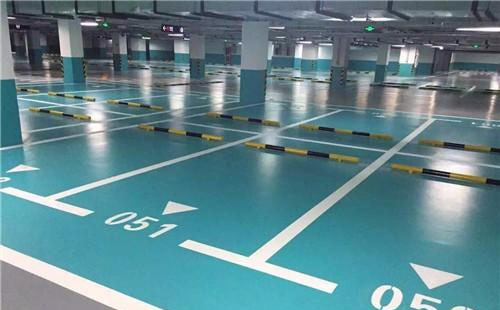 康乐康乐环氧地坪中涂：构筑坚固地面的关键环节